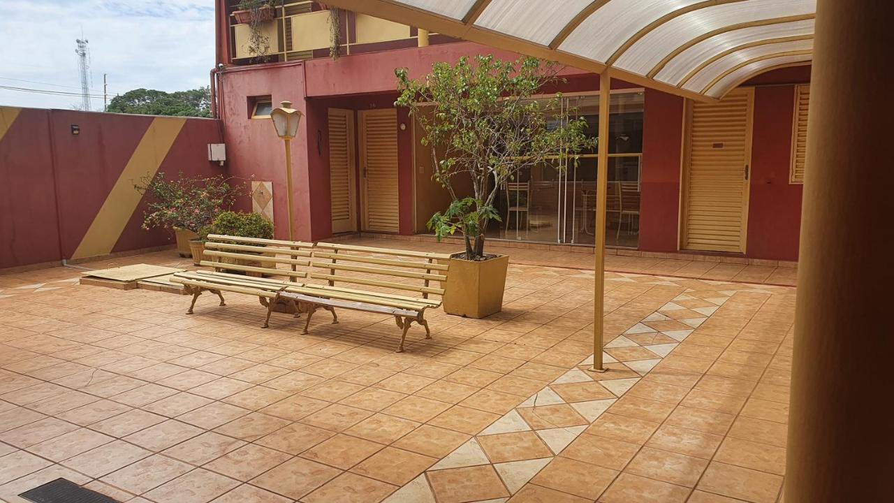 Hotel Sta Mônica Marília Esterno foto