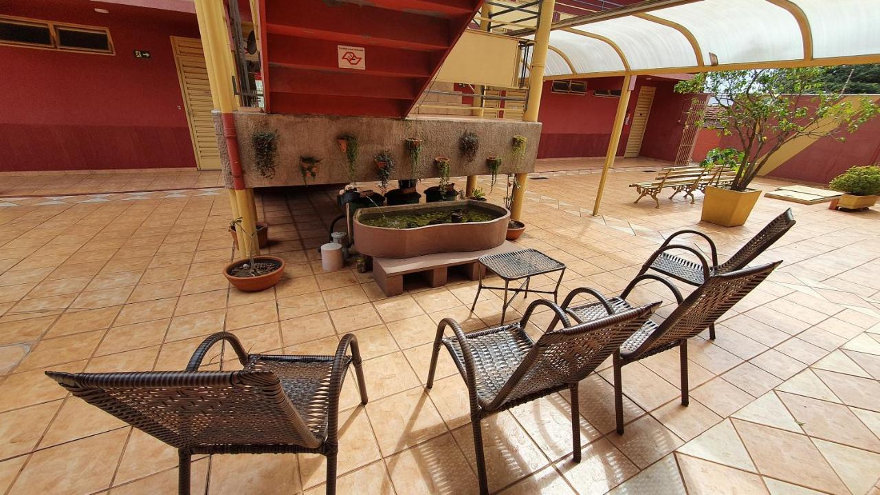 Hotel Sta Mônica Marília Esterno foto
