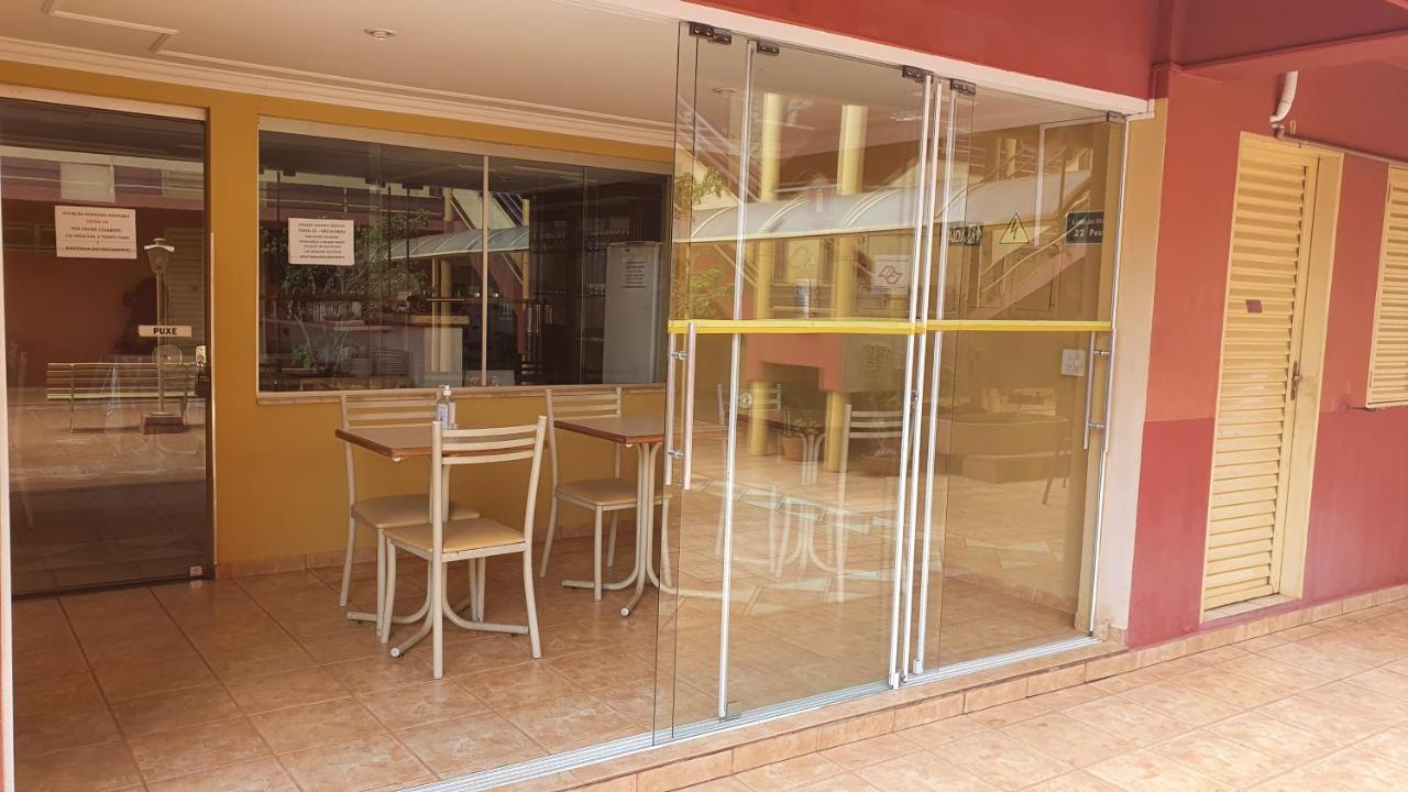 Hotel Sta Mônica Marília Esterno foto